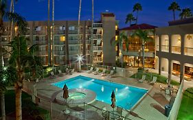 Best Western Plus Scottsdale Thunderbird Suites